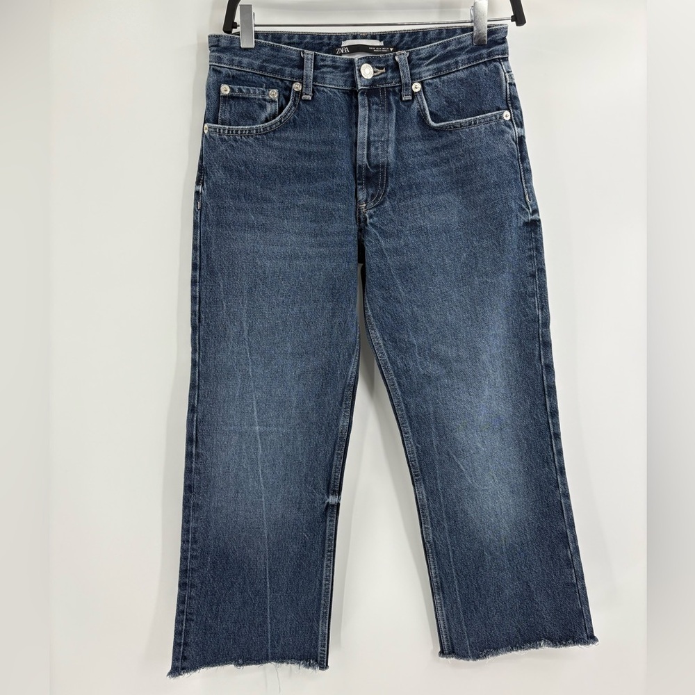 ZARA +Denim Women’s Jeans Size 28 USA 4 Raw Hem Cropped Wide Leg Blue size 28